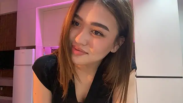 GennaTorros online show from April 2026 06:10:01 PM