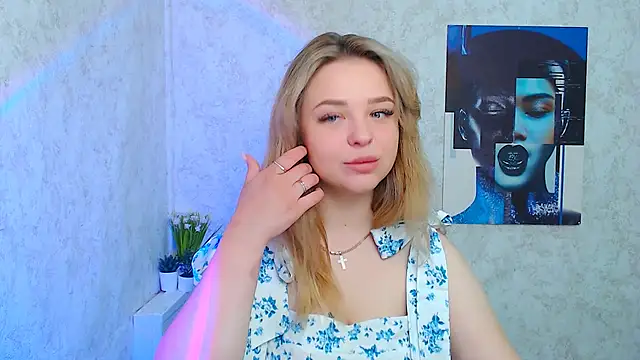 NicoleAura online show from June 2026 06:05:02 AM