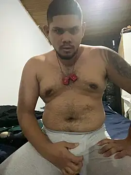 Andrew2428 online show from April 2026 12:13:02 AM