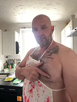 yourfavebear online show from May 2026 10:42:02 AM
