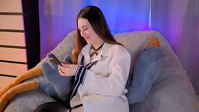 SunlitDeslre online show from May 2026 11:01:02 PM