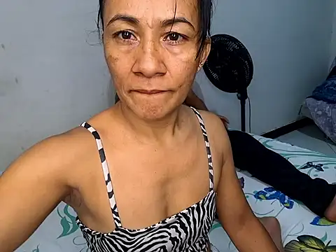 Snapshot of Angel_Iron69 chatting on May 2026 03:53:01 PM Angel Iron69 online show from May 2026 03:53:01 PM