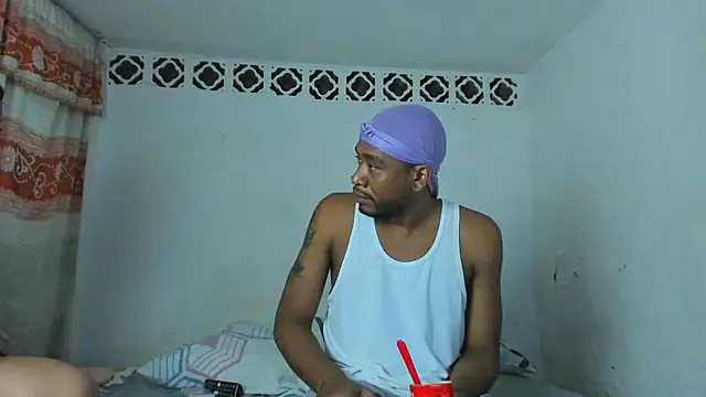 Cherry Chocolate online show from April 2026 01:21:02 AM