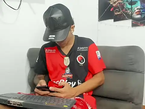 MaikDEMON latino online show from April 2026 04:20:01 PM