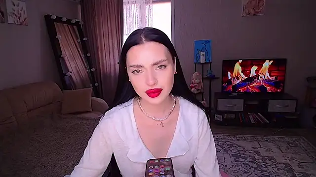 yoursLina online show from May 2026 09:39:01 AM