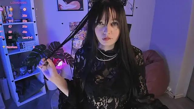Tomie Kawakami online show from May 2026 07:08:02 PM