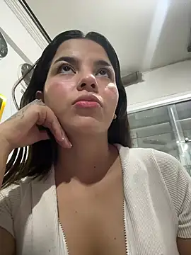Snapshot of Mia_Tylor01 chatting on June 2026 02:33:01 AM Mia Tylor01 online show from June 2026 02:33:01 AM