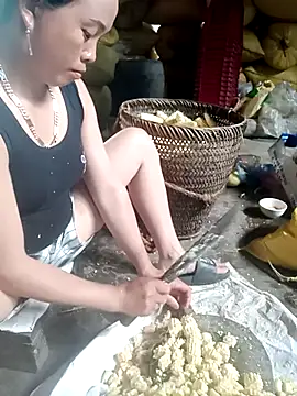 Snapshot of phuongtrinh1 chatting on June 2026 04:26:02 AM phuongtrinh1 online show from June 2026 04:26:02 AM