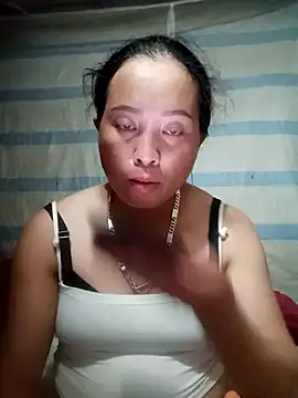Snapshot of phuongtrinh1 chatting on July 2026 11:23:01 AM phuongtrinh1 online show from July 2026 11:23:01 AM
