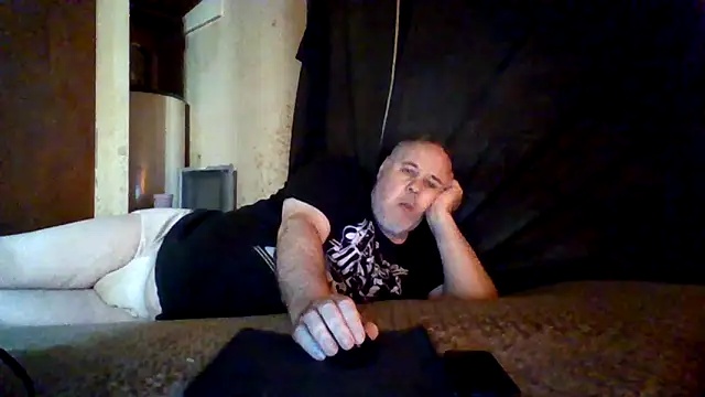 Nightshade1195 online show from May 2026 05:08:01 PM
