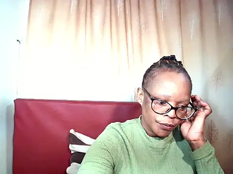 Snapshot of Ebony_Bloom69 chatting on July 2026 04:39:02 AM Ebony Bloom69 online show from July 2026 04:39:02 AM