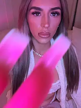 Hisnaughtylilthing online show from April 2026 06:47:02 PM