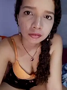 Snapshot of Leitecondensad chatting on May 2026 10:18:01 PM Leitecondensad online show from May 2026 10:18:01 PM