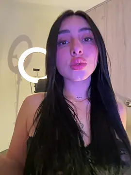 Snapshot of IsabellaNoir_ chatting on July 2026 04:22:01 PM IsabellaNoir online show from July 2026 04:22:01 PM