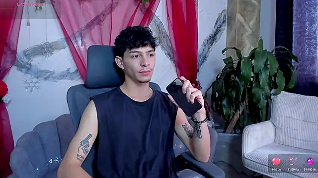  IanLark online show from June 2026 04:54:01 PM