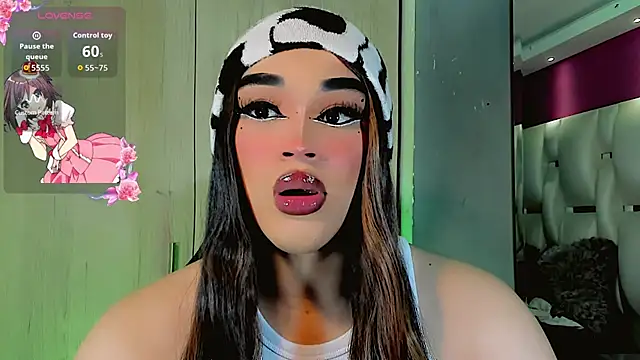 Snapshot of Camila_Vasquezz1 chatting on July 2026 12:20:01 PM Camila Vasquezz1 online show from July 2026 12:20:01 PM
