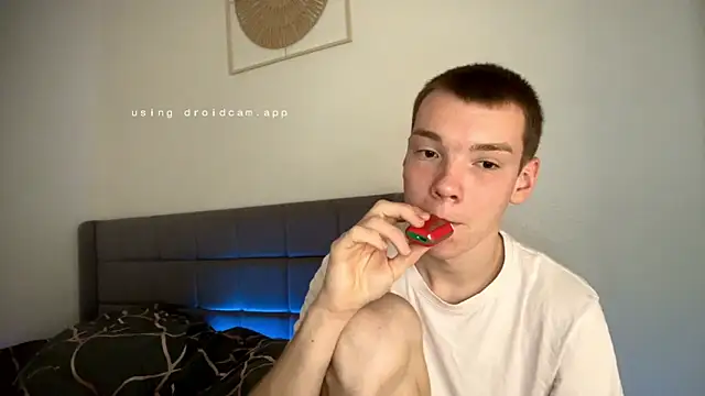 aaron stonee online show from April 2026 04:42:02 PM