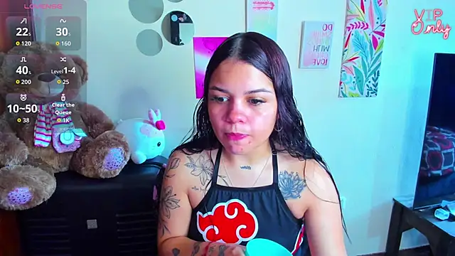 Snapshot of angelina_77 chatting on June 2026 03:33:01 PM angelina 77 online show from June 2026 03:33:01 PM
