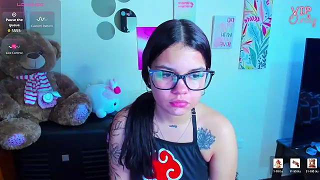 Snapshot of angelina_77 chatting on June 2026 02:48:01 PM angelina 77 online show from June 2026 02:48:01 PM