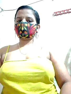 Nigar Hatun online show from April 2026 05:03:01 PM