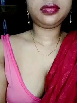 Snapshot of Nigar_Hatun chatting on May 2026 06:36:02 PM Nigar Hatun online show from May 2026 06:36:02 PM