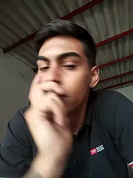 hot latinox online show from April 2026 03:28:02 PM