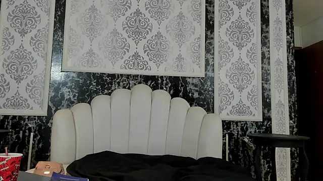 Agata Jade online show from May 2026 11:50:02 AM