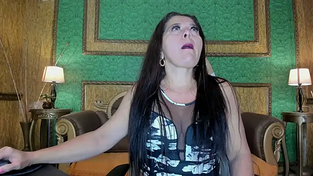 Snapshot of Agata_Jade chatting on July 2026 12:10:01 PM Agata Jade online show from July 2026 12:10:01 PM