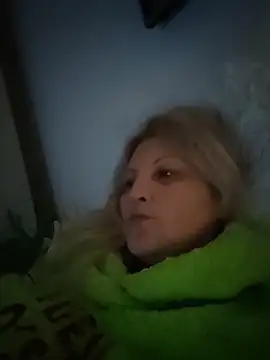 Divineblond online show from February 2026 05:53:01 PM