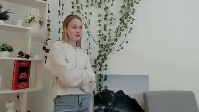 PiperCastleberry online show from April 2026 03:30:02 AM