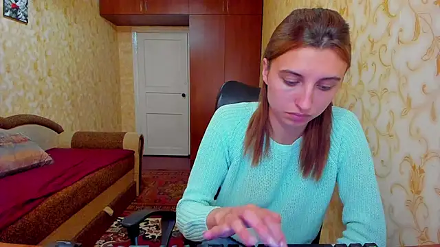 Snapshot of MilaShka29 chatting on June 2026 07:00:01 AM MilaShka29 online show from June 2026 07:00:01 AM