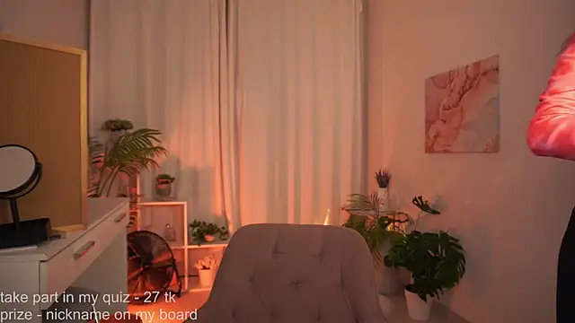Snapshot of BettyMarlowe chatting on June 2026 05:23:02 AM BettyMarlowe online show from June 2026 05:23:02 AM