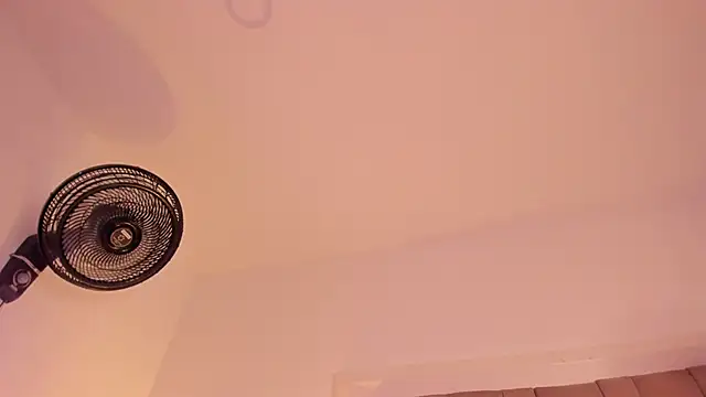 atenea lux online show from April 2026 11:51:02 PM