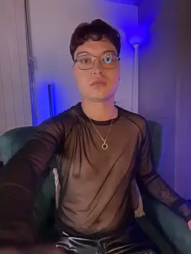 SamaelGarro  online show from April 2026 03:53:02 AM