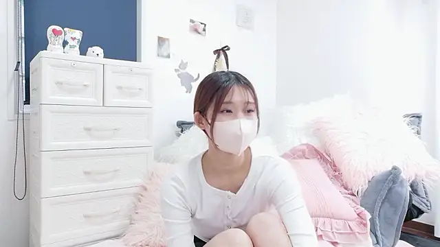 Snapshot of Neko_o33 chatting on June 2026 08:16:01 AM Neko o33 online show from June 2026 08:16:01 AM