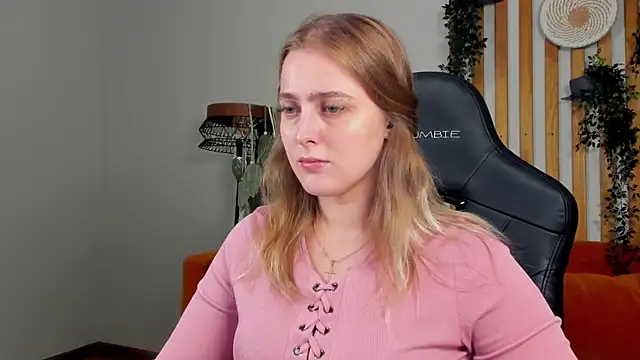 EllaBells online show from July 2026 05:04:02 AM