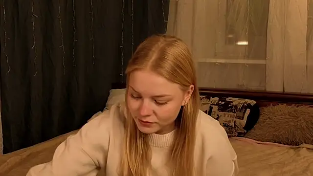 LavonaMadlem online show from May 2026 09:01:02 PM