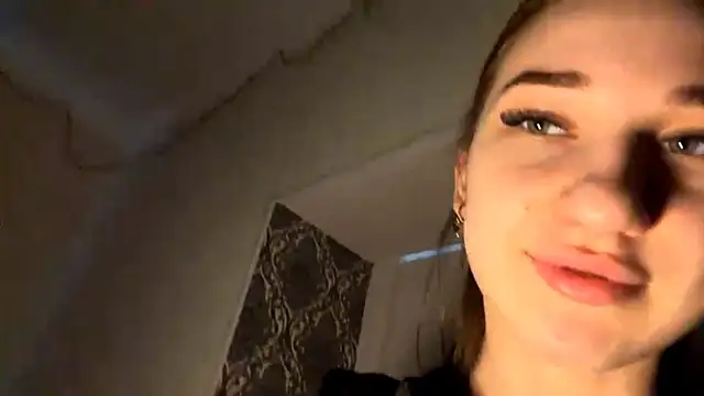 OliviaBuckaloo online show from May 2026 12:22:02 PM