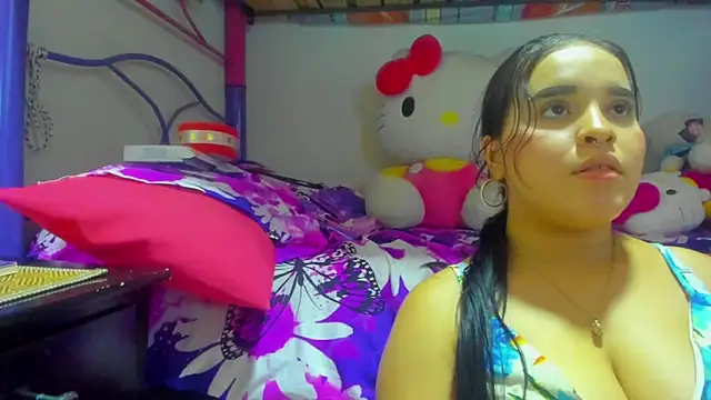 Snapshot of KittyRousee chatting on June 2026 11:49:01 PM KittyRousee online show from June 2026 11:49:01 PM