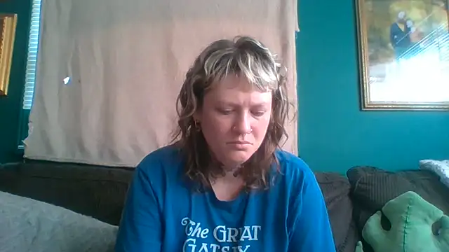 Snapshot of RosieSwitchBitch chatting on June 2026 02:21:01 PM RosieSwitchBitch online show from June 2026 02:21:01 PM