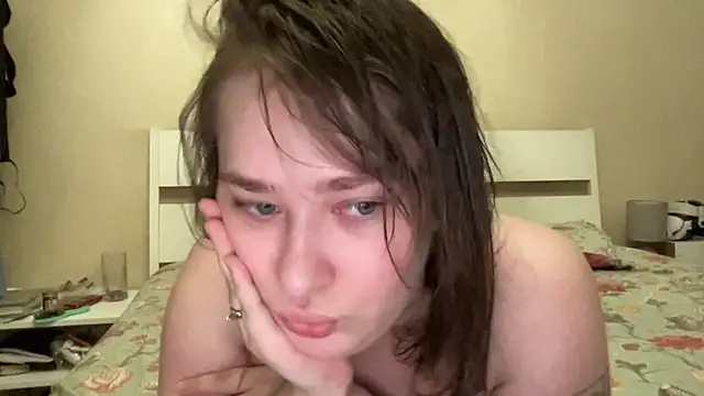 BettyRussian online show from June 2026 03:38:02 PM