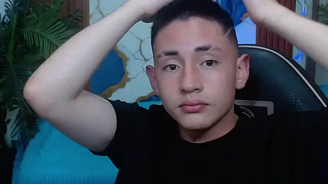 Snapshot of Andres_Tay chatting on April 2026 02:25:01 AM Andres Tay online show from April 2026 02:25:01 AM