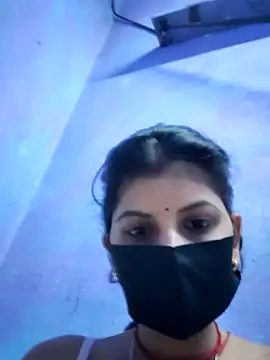 Snapshot of RUHI_1143 chatting on May 2026 04:01:02 PM RUHI 1143 online show from May 2026 04:01:02 PM