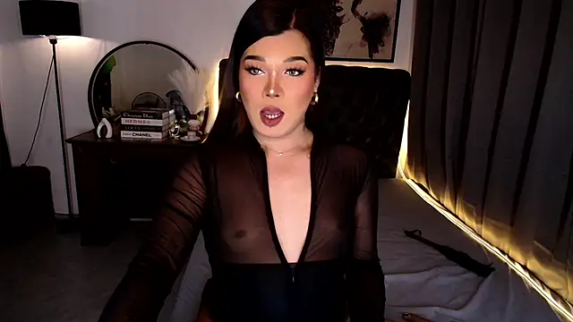Snapshot of Empress_Candice chatting on May 2026 10:53:01 AM Empress Candice online show from May 2026 10:53:01 AM