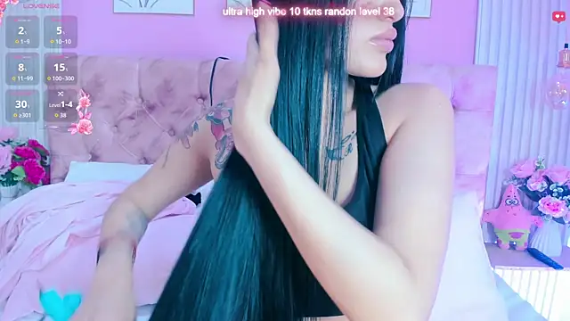 Snapshot of Ariana_west_ chatting on May 2026 12:55:02 PM Ariana west online show from May 2026 12:55:02 PM