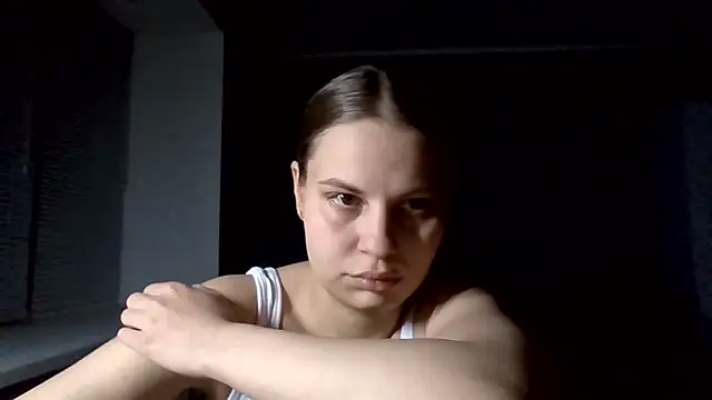 Snapshot of _Linsyy_ee_ chatting on April 2026 06:03:02 PM Linsyy ee online show from April 2026 06:03:02 PM