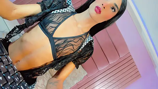 Darianavelazquez online show from June 2026 05:00:01 AM