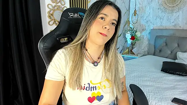 Snapshot of Leidy_2026 chatting on June 2026 12:47:02 PM Leidy 2026 online show from June 2026 12:47:02 PM