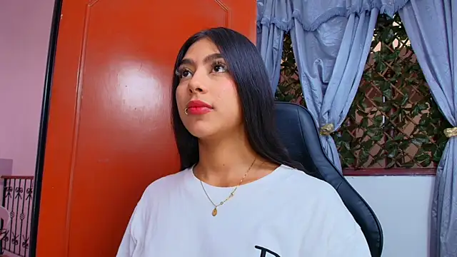 Sofia Browm online show from May 2026 08:59:01 PM