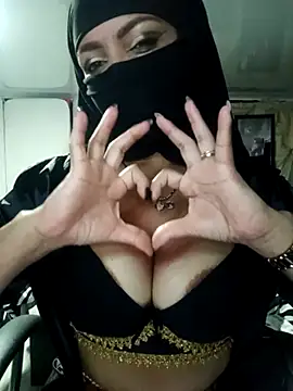 nadia  abaud online show from March 2025 11:27:02 PM